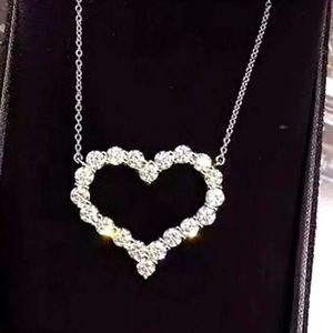 💜DIAMOND HEART NECKLACE NEW